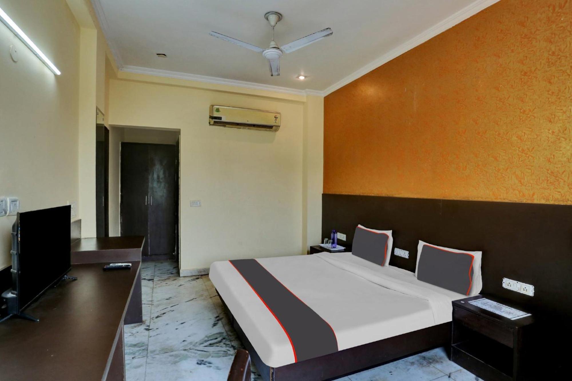 Hotel Platinum Sqs Key Gurgaon Luaran gambar